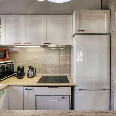 Apartmán Londres Roses Exteriér fotografie