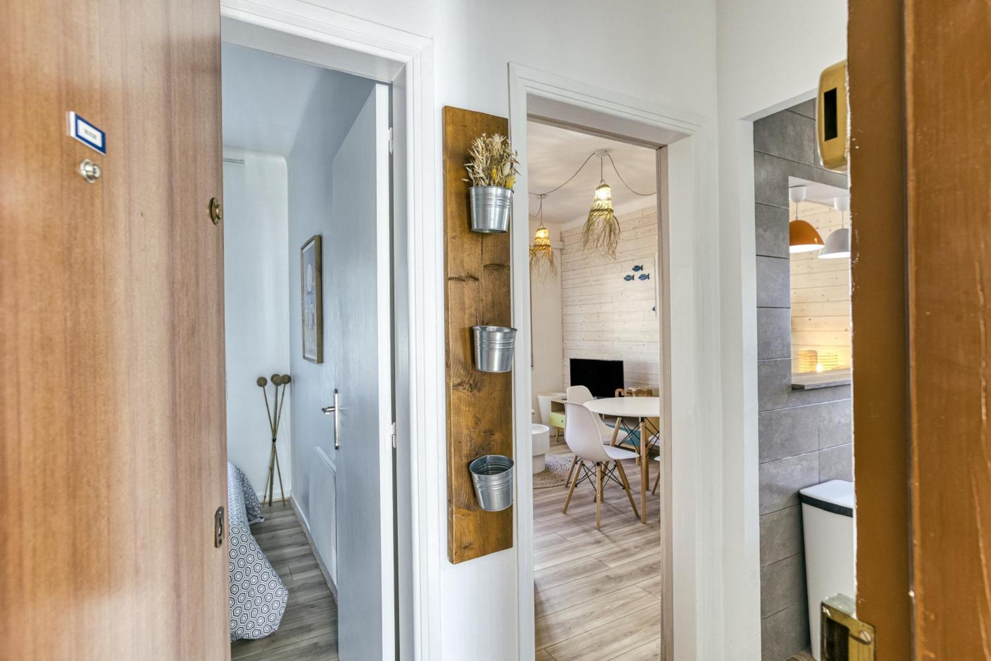 Apartmán Londres Roses Exteriér fotografie