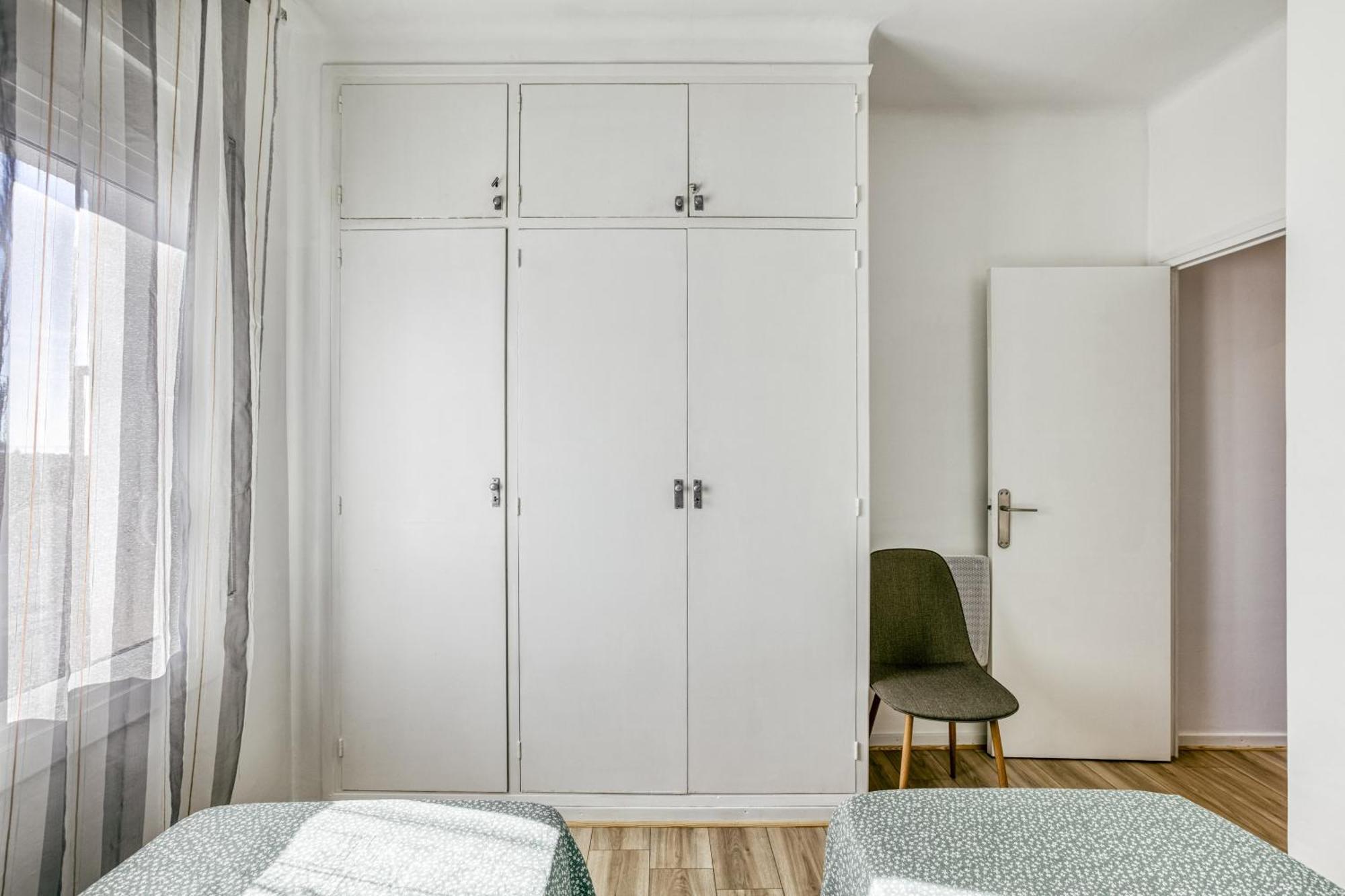 Apartmán Londres Roses Exteriér fotografie