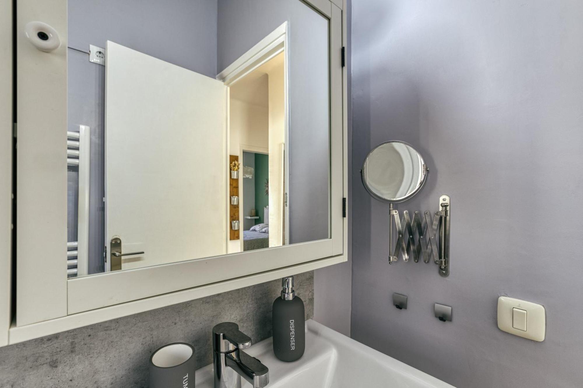 Apartmán Londres Roses Exteriér fotografie